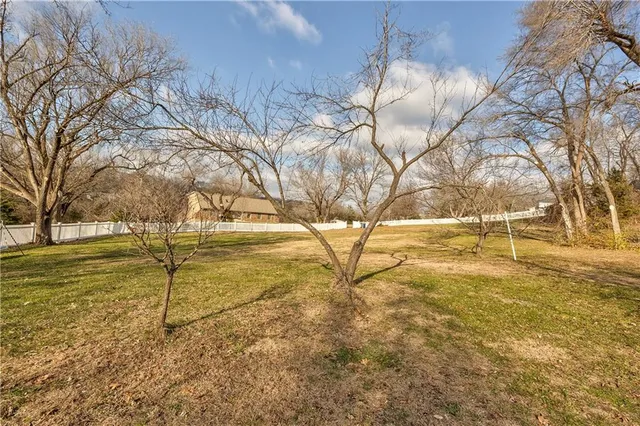 $1,000,000 | 1040 South Wyckford Street, Olathe, KS 66061