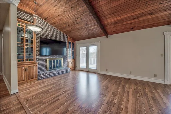 $875,000 | 1040 South Wyckford Street, Olathe, KS 66061