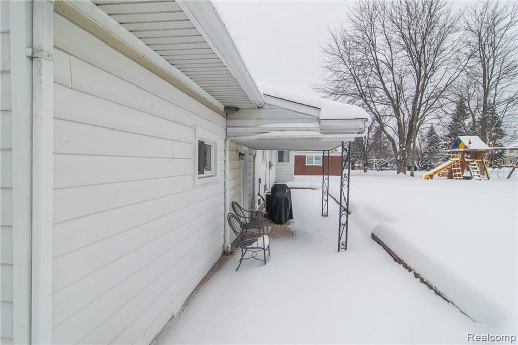 2890 Walbridge Drive Rochester Hills, MI 48307 - Photo 34 of 40