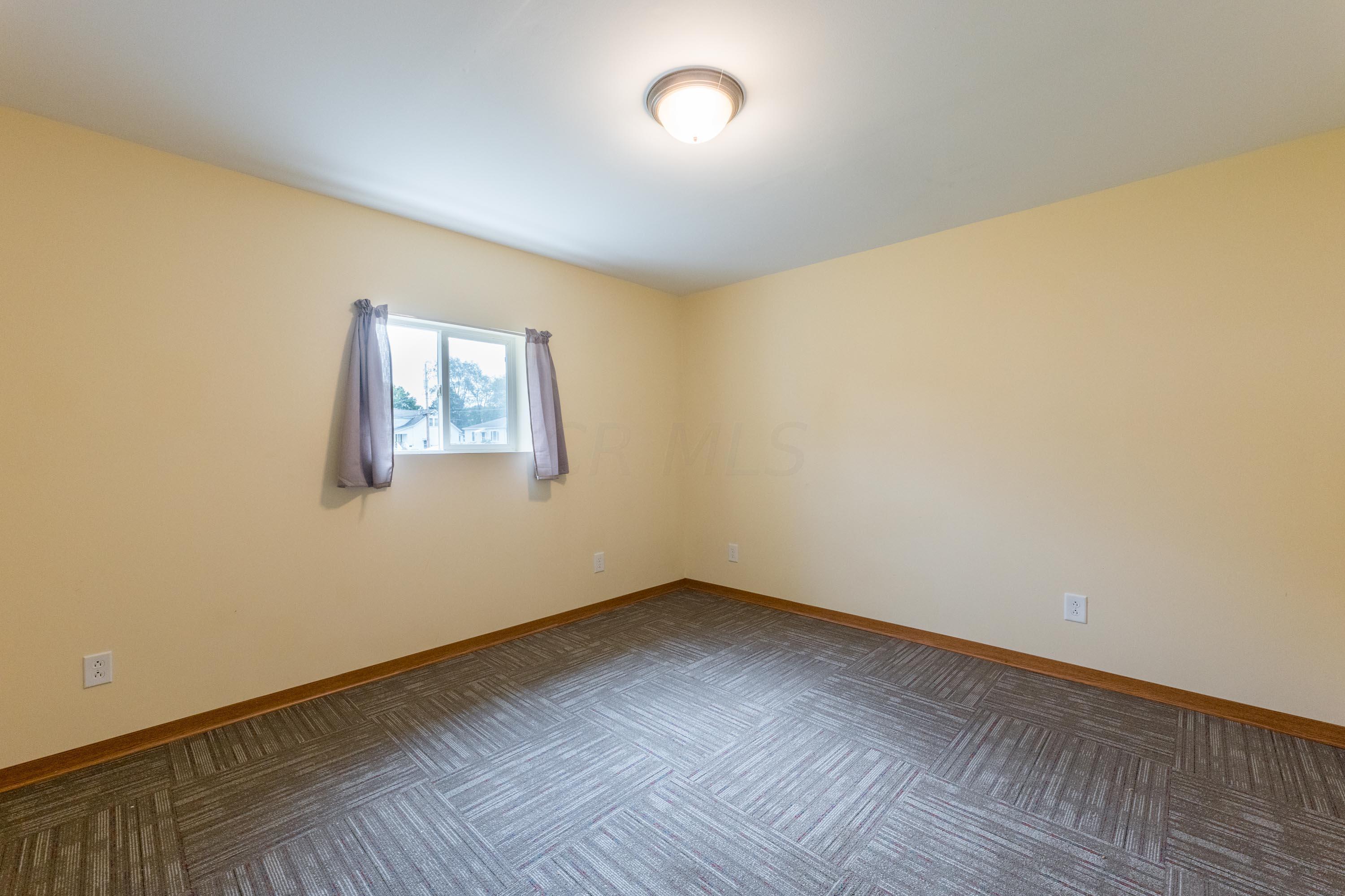 354 Boving Road Lancaster, OH 43130 - Photo 25 of 40