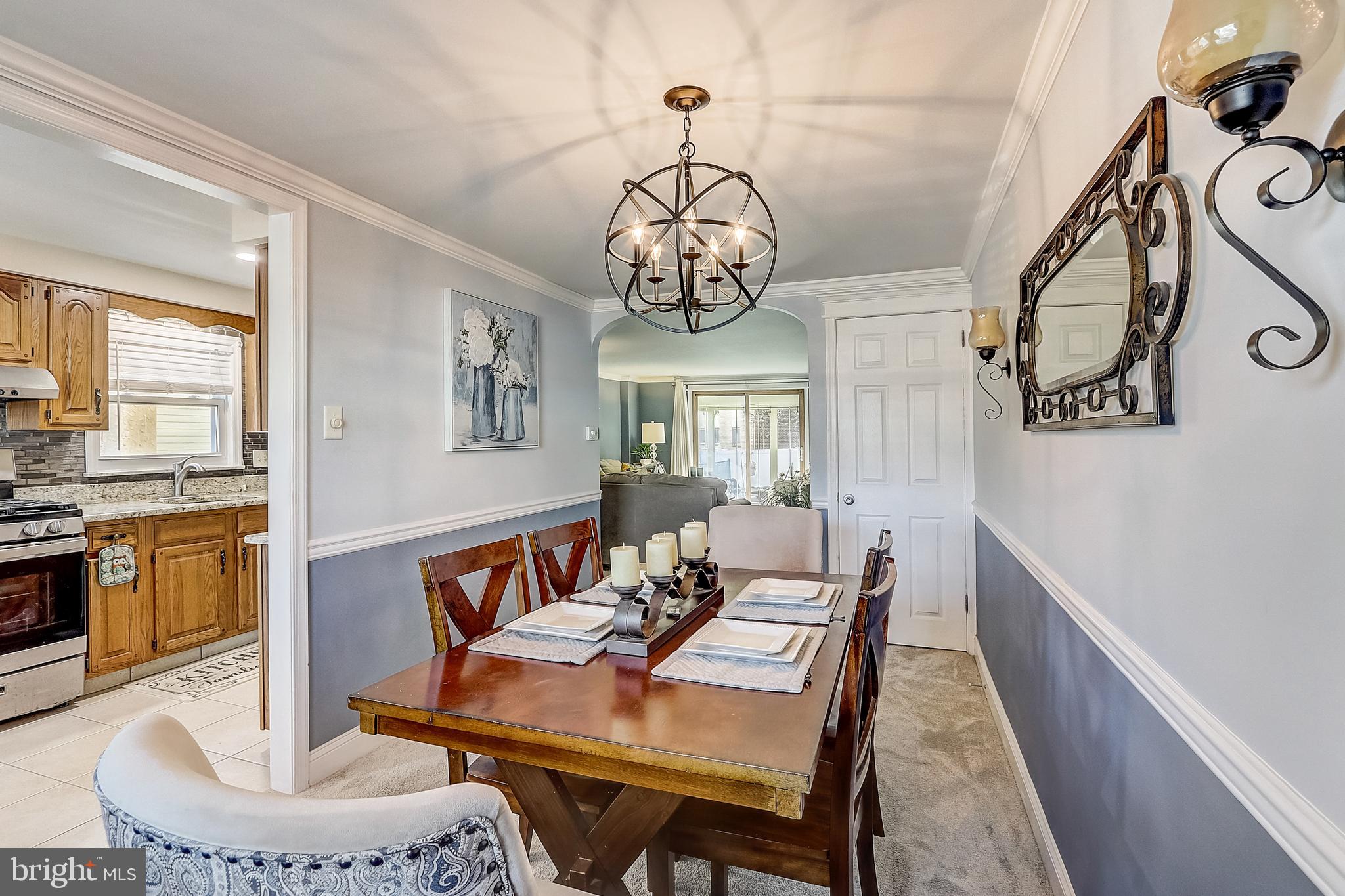 2818 Shelly Road Philadelphia, PA 19152 - Photo 7 of 29 Gallery Image 7