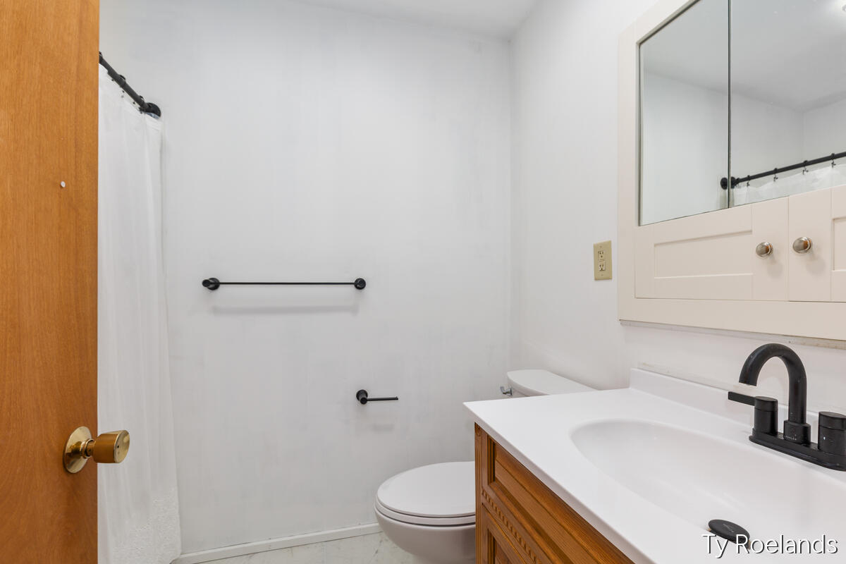 1067 Somers Road Lyons, MI 48851 - Photo 13 of 28 1067-Somers_010