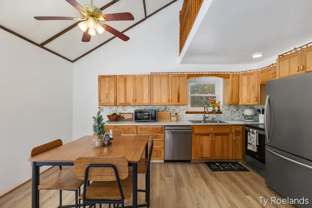 $299,900 | 1067 Somers Road, Lyons, MI 48851