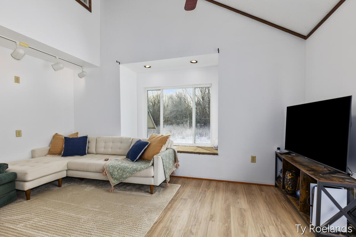 1067 Somers Road Lyons, MI 48851 - Photo 9 of 28 1067-Somers_003