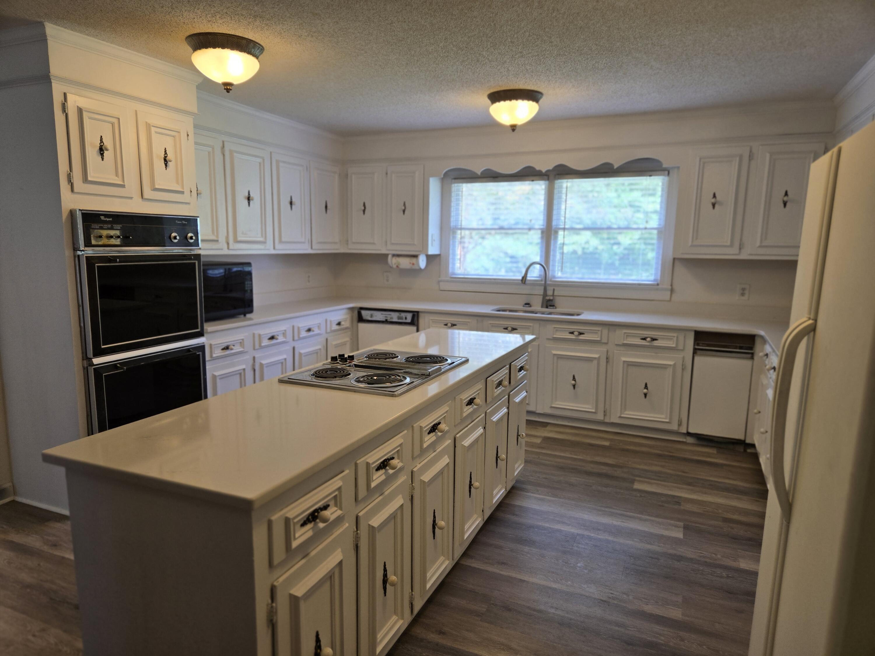 224 Country Club Boulevard St. George, SC 29477 - Photo 13 of 19 CC Kitchen 1