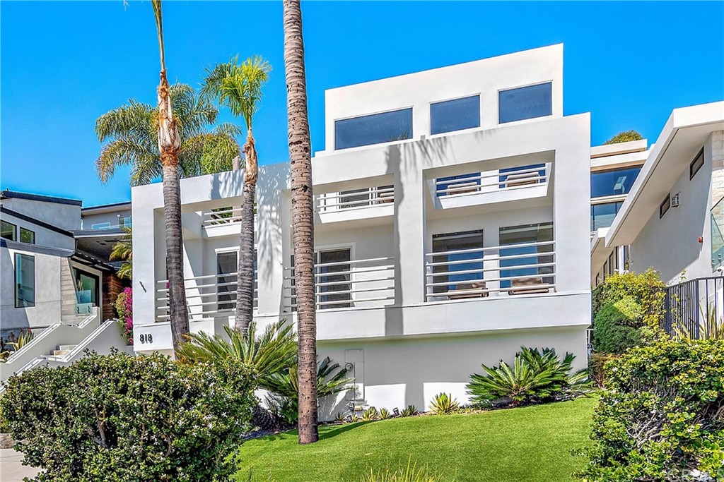 818 Hillcrest Drive Laguna Beach, CA 92651 - Photo 1 of 43 Street view