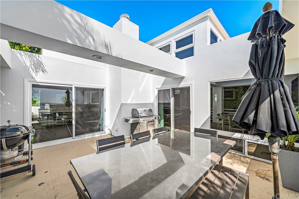 818 Hillcrest Drive Laguna Beach, CA 92651 - Photo 23 of 43 Office of the deck.