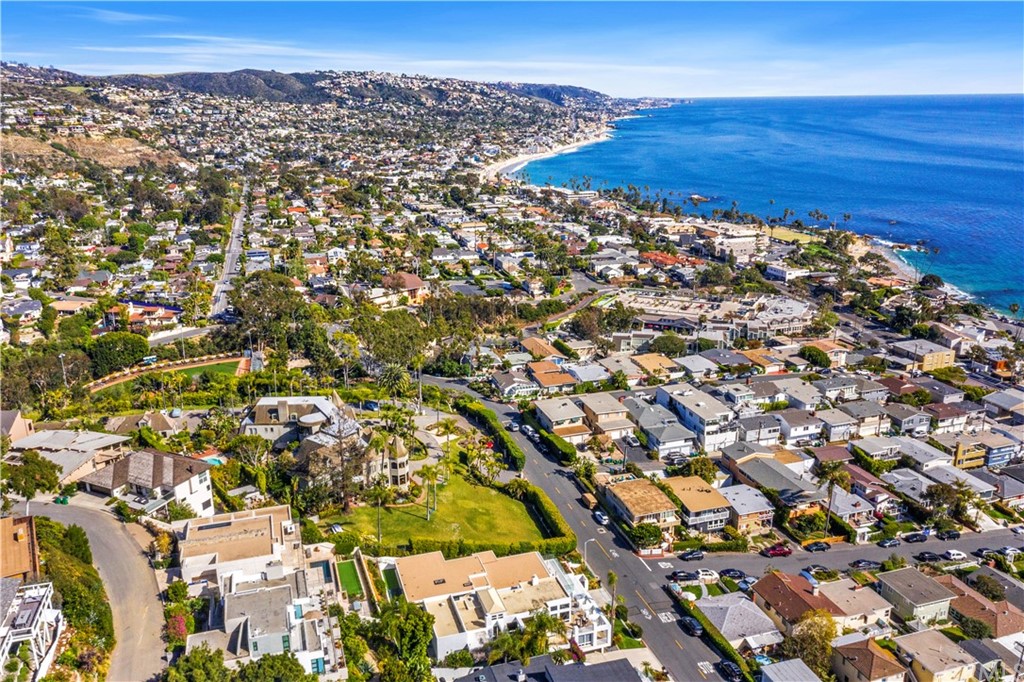 818 Hillcrest Drive Laguna Beach, CA 92651 - Photo 42 of 43