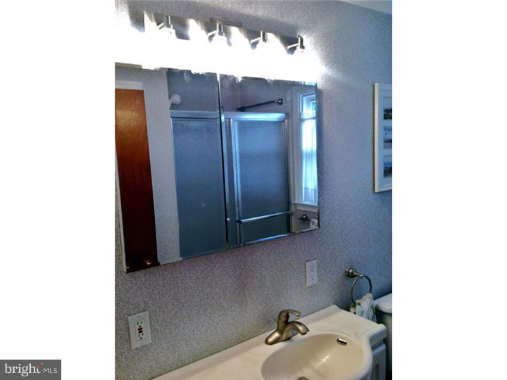 3122 Spring Mill Road Plymouth Meeting, PA 19462 - Photo 20 of 25 Master Bathroom