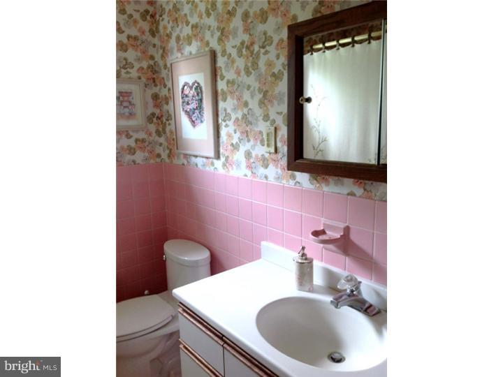 3122 Spring Mill Road Plymouth Meeting, PA 19462 - Photo 22 of 25 Bathroom