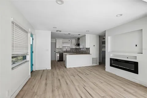 $275,000 | 1524 Connecticut Avenue Northeast, St. Petersburg, FL 33703