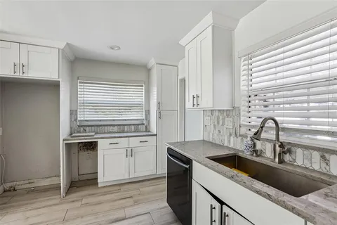 $275,000 | 1524 Connecticut Avenue Northeast, St. Petersburg, FL 33703