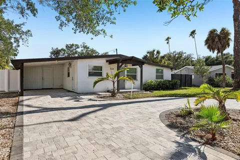 $275,000 | 1524 Connecticut Avenue Northeast, St. Petersburg, FL 33703