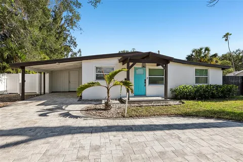 $275,000 | 1524 Connecticut Avenue Northeast, St. Petersburg, FL 33703