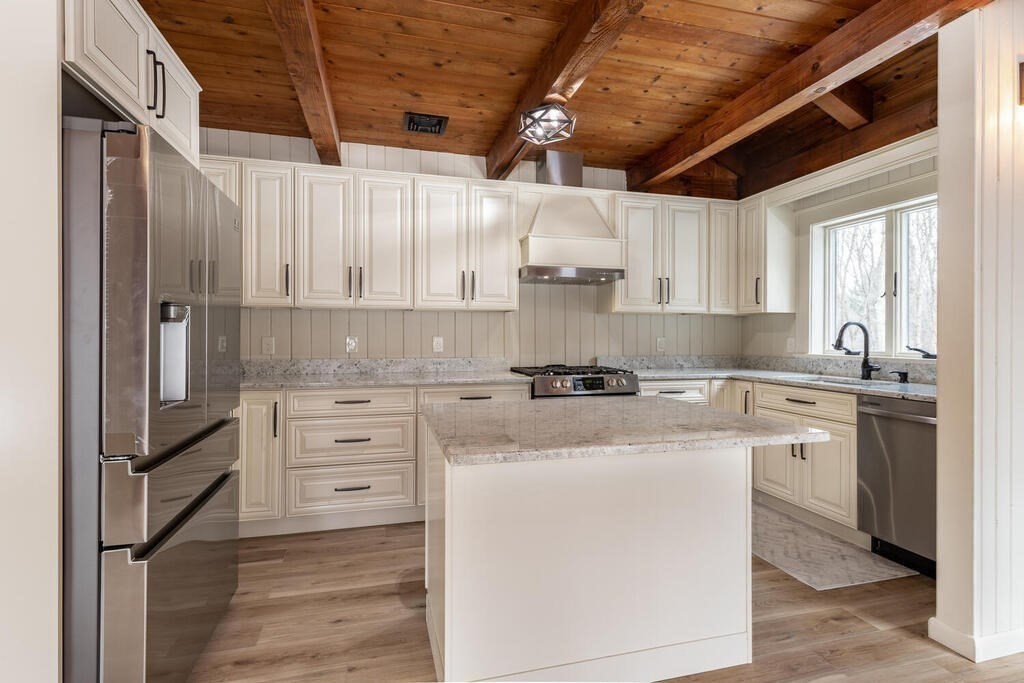 33 Glendale Road Boxford, MA 01921 - Photo 5 of 39