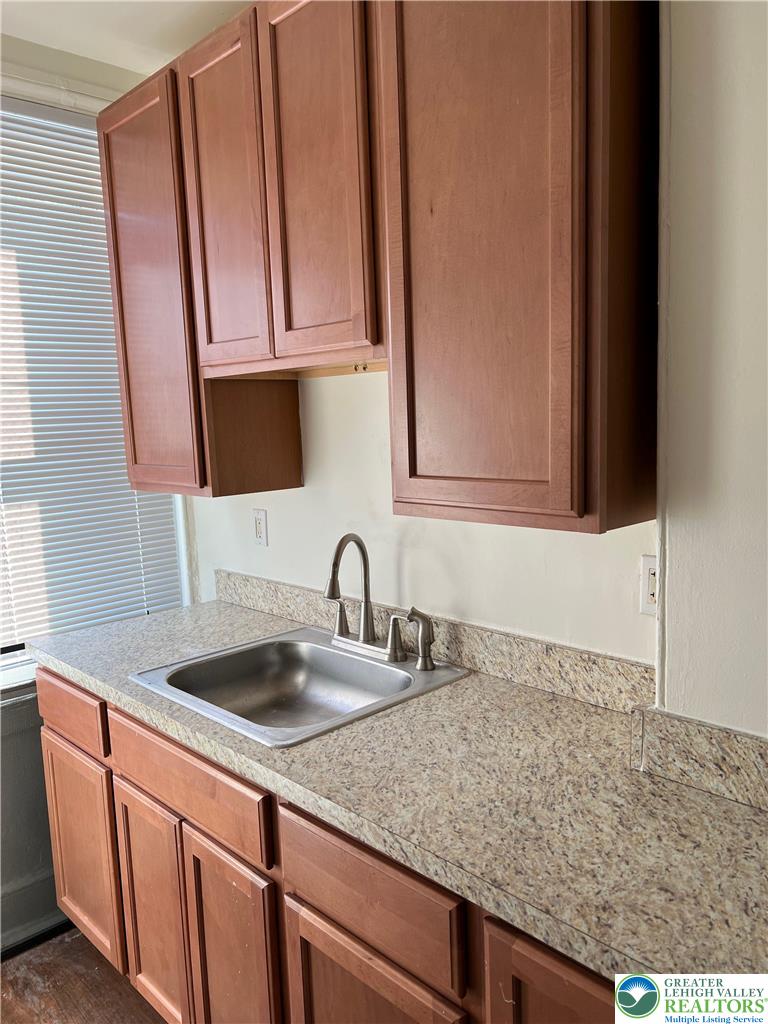 136 Bushkill Street, Unit 4 Easton, PA 18042 - Photo 8 of 17