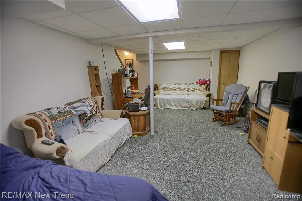 36307 West Lyman Road Farmington Hills, MI 48331 - Photo 28 of 33