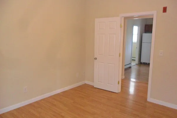 $2,700 | 848 Waverly Street, Unit 2, Framingham, MA 01702