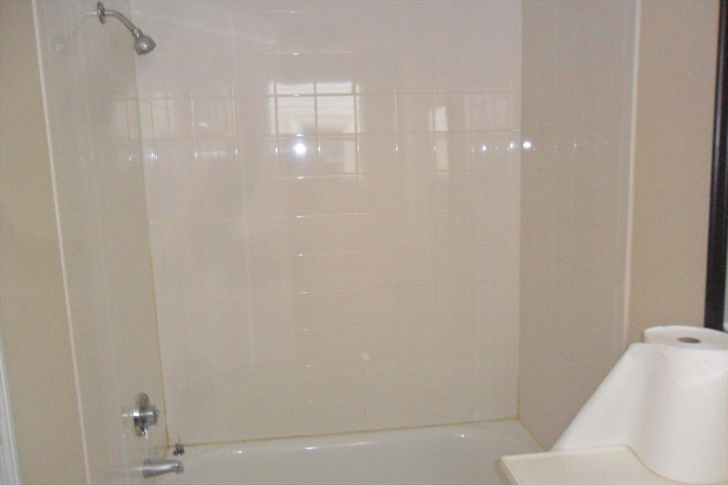 848 Waverly Street, Unit 2 Framingham, MA 01702 - Photo 10 of 10