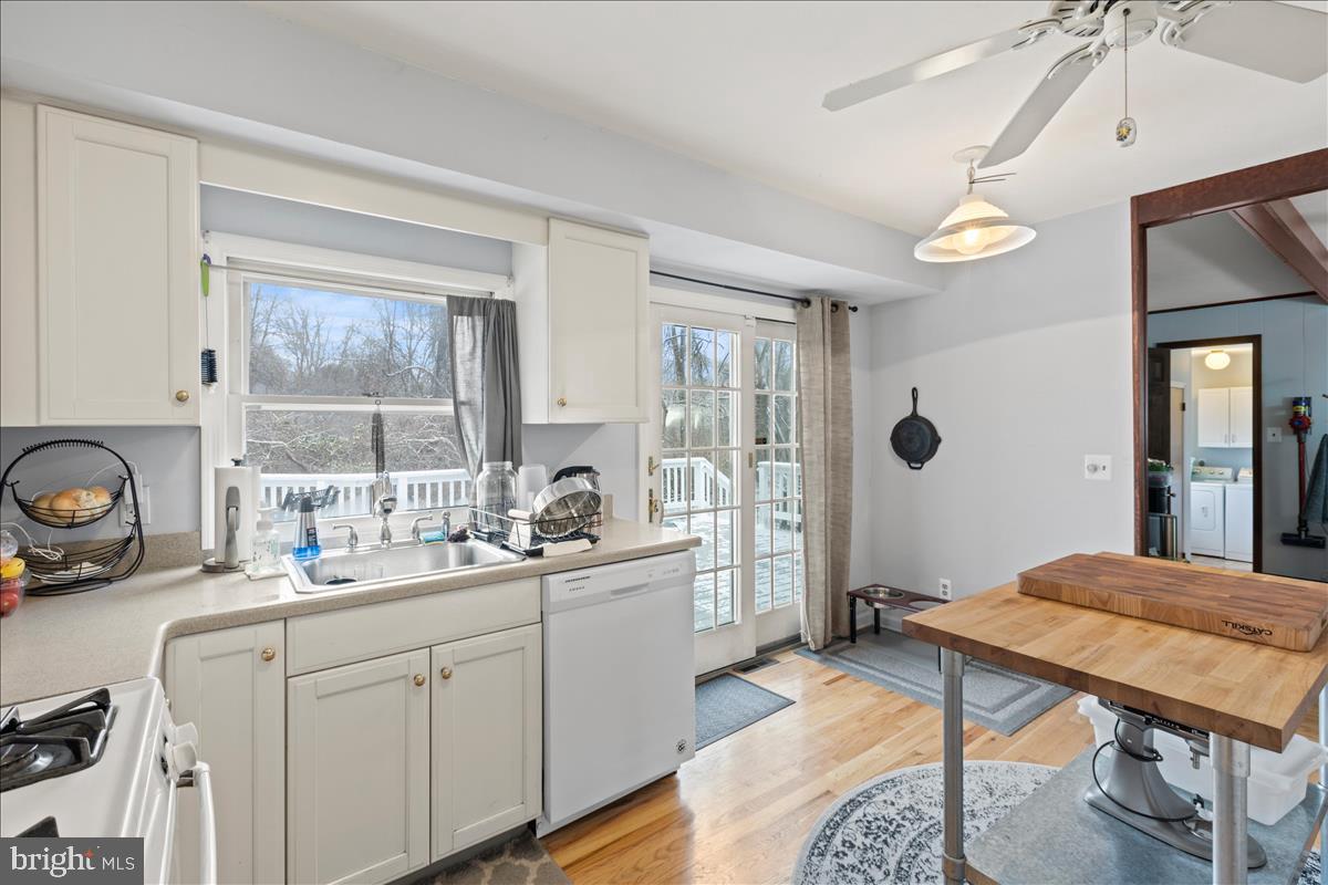 32 Crown Road Ewing, NJ 08638 - Photo 5 of 19