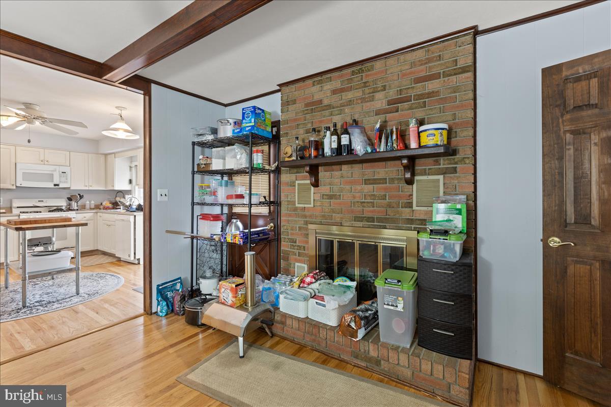 32 Crown Road Ewing, NJ 08638 - Photo 10 of 19