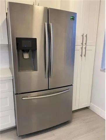 $3,250 | 9055 Wiles Road, Unit 307, Coral Springs, FL 33067