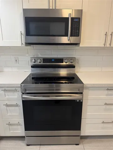 $3,250 | 9055 Wiles Road, Unit 307, Coral Springs, FL 33067