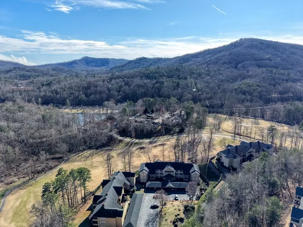 $299,900 | 92 Glen Eagle Court, Clayton, GA 30525