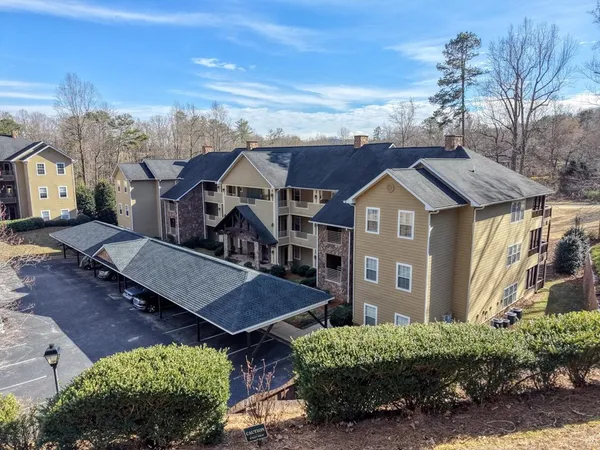 $299,900 | 92 Glen Eagle Court, Clayton, GA 30525