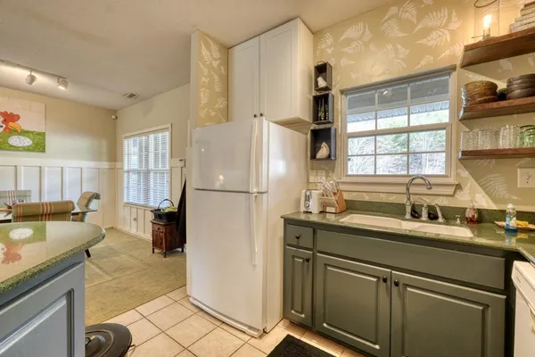 $299,900 | 92 Glen Eagle Court, Clayton, GA 30525