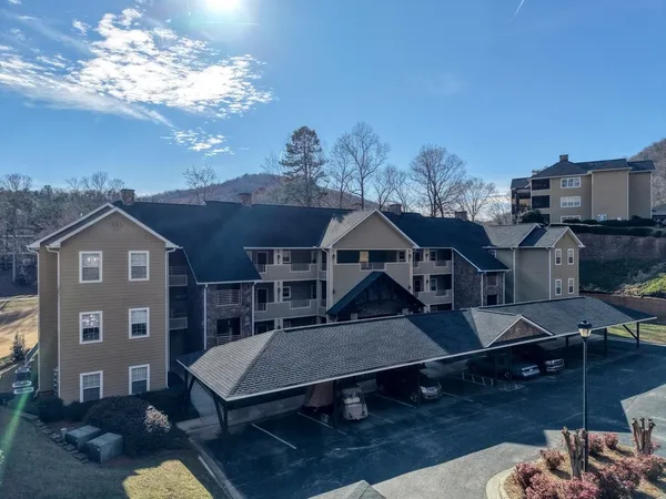 $299,900 | 92 Glen Eagle Court, Clayton, GA 30525