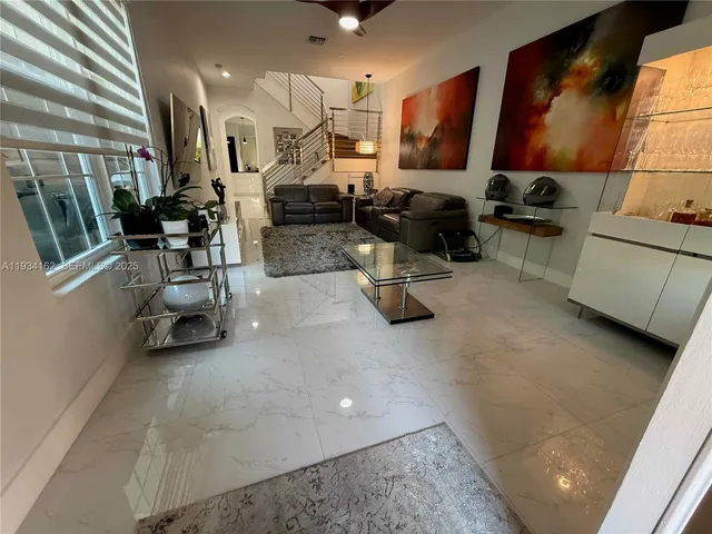 $3,300 | 6923 Julia Gardens Drive, Unit 6923, Coconut Creek, FL 33073