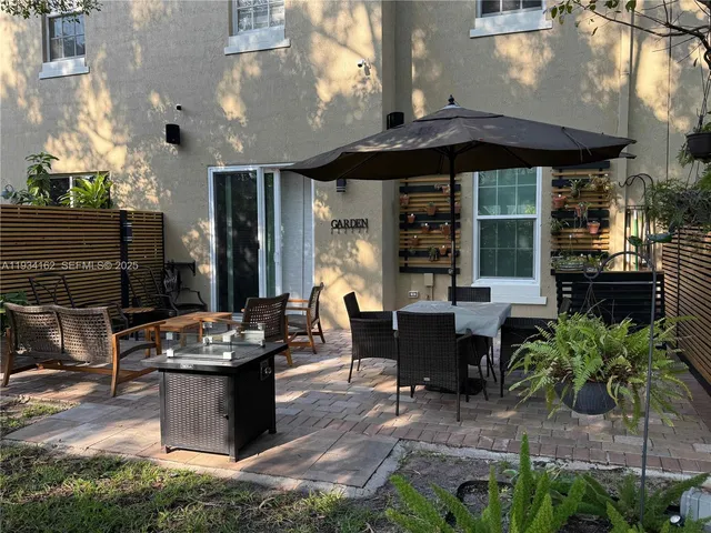 $3,300 | 6923 Julia Gardens Drive, Unit 6923, Coconut Creek, FL 33073
