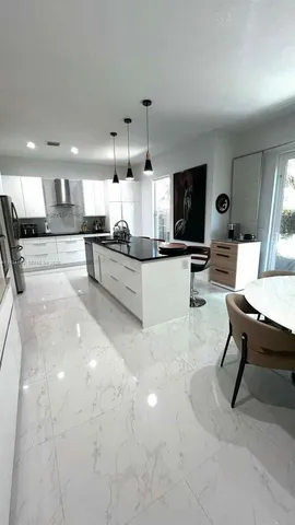 $3,300 | 6923 Julia Gardens Drive, Unit 6923, Coconut Creek, FL 33073