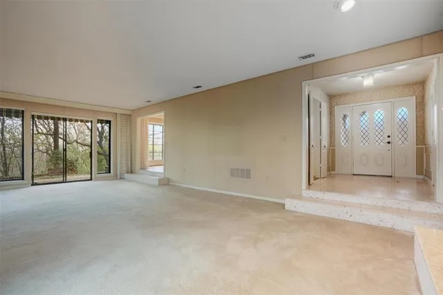 $439,000 | 1004 Crowley Road, Arlington, TX 76012