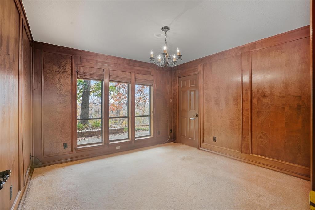 1004 Crowley Road Arlington, TX 76012 - Photo 21 of 38