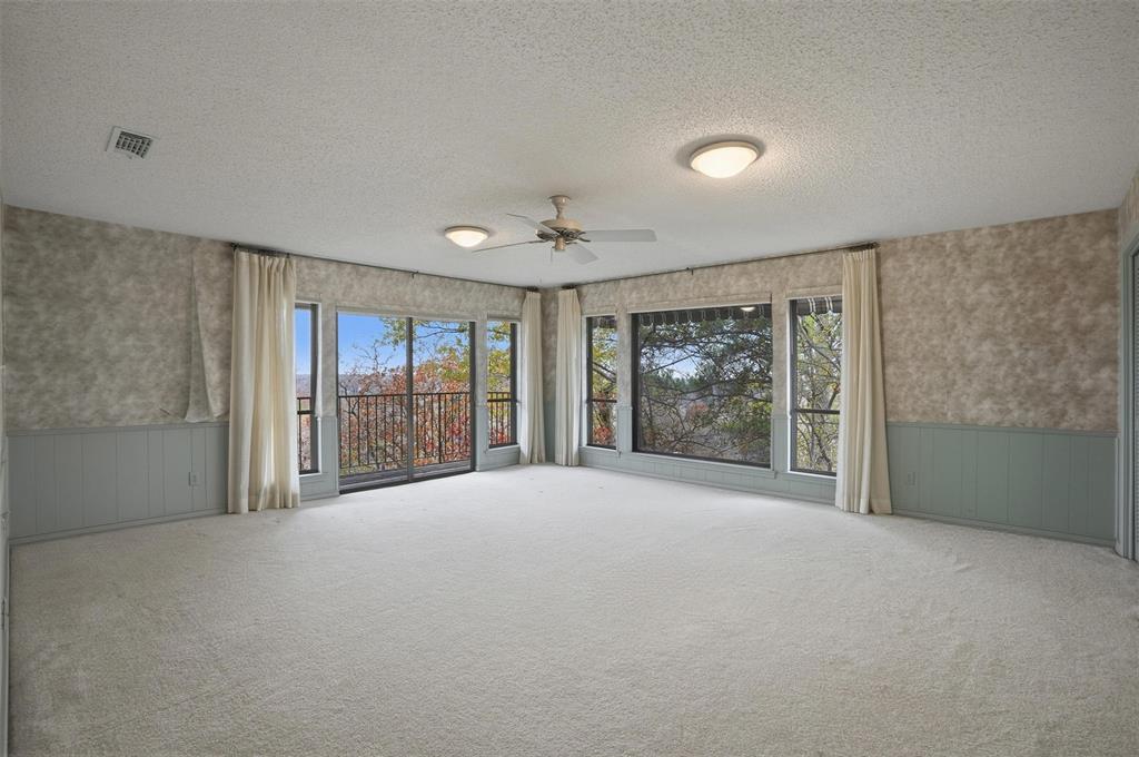 1004 Crowley Road Arlington, TX 76012 - Photo 30 of 38