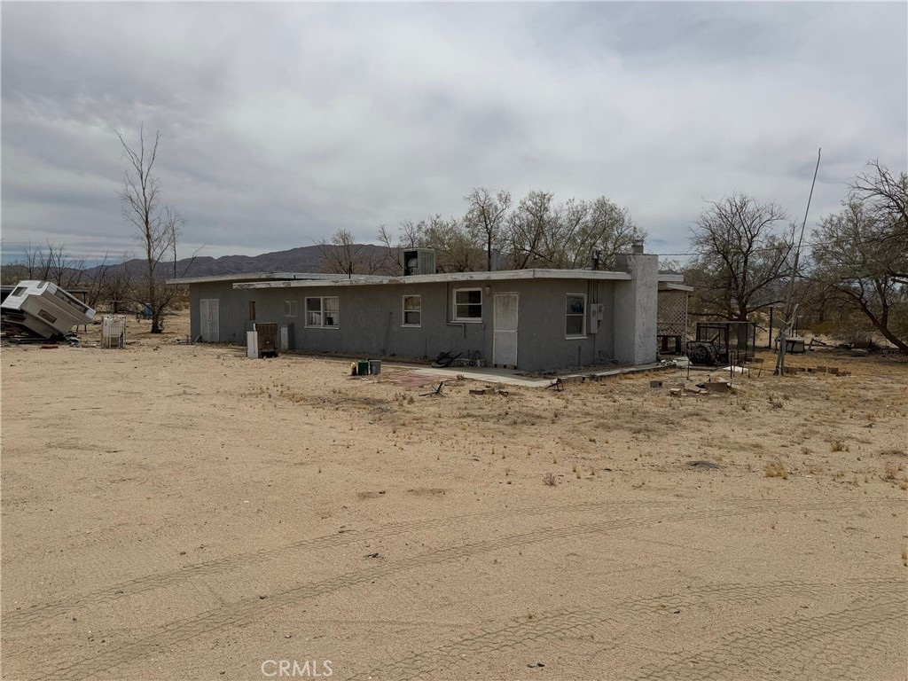 6316 Isleta Road Twentynine Palms, CA 92277 - Photo 1 of 13 a view of a dry yard