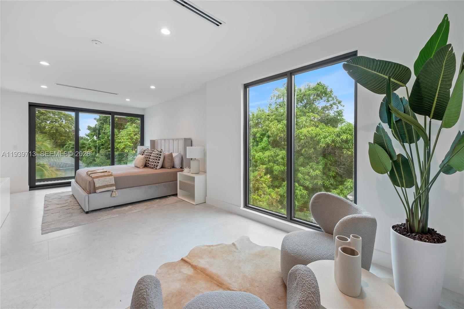 2939 Southwest 21st Street Miami, FL 33145 - Photo 13 of 23