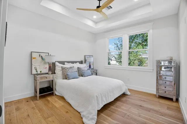 $1,792,000 | 305 East 5th Street, Houston, TX 77007