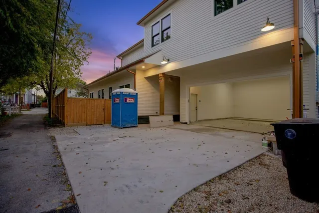 $1,792,000 | 305 East 5th Street, Houston, TX 77007