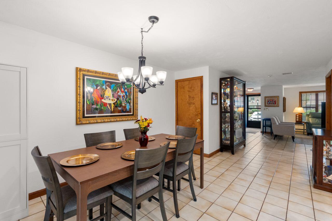 195 Falmouth Road, Unit 10A Mashpee, MA 02649 - Photo 9 of 33 Dining Area