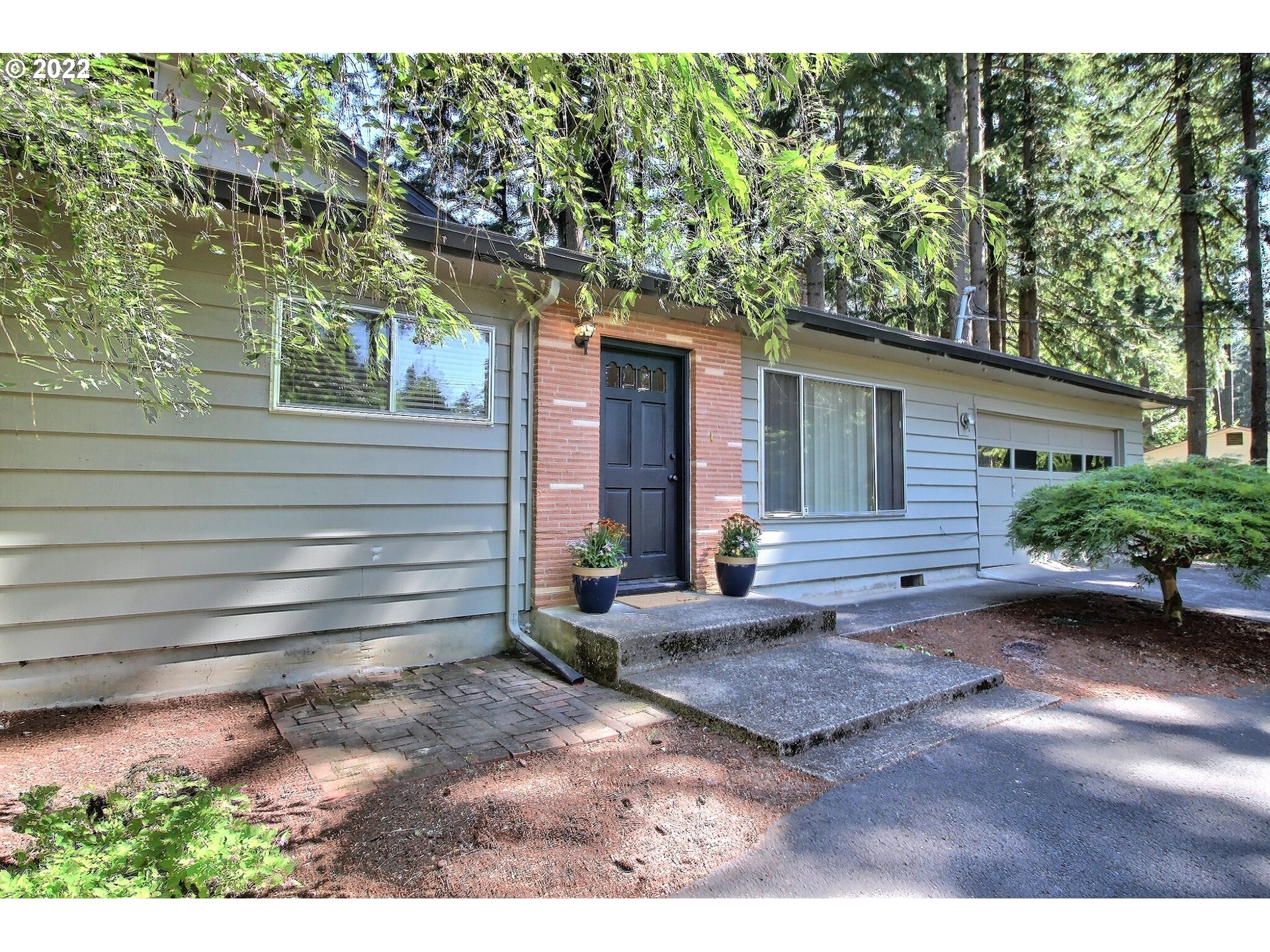 27408 Northeast 9th Street Camas, WA 98607 - Photo 3 of 26 Porch