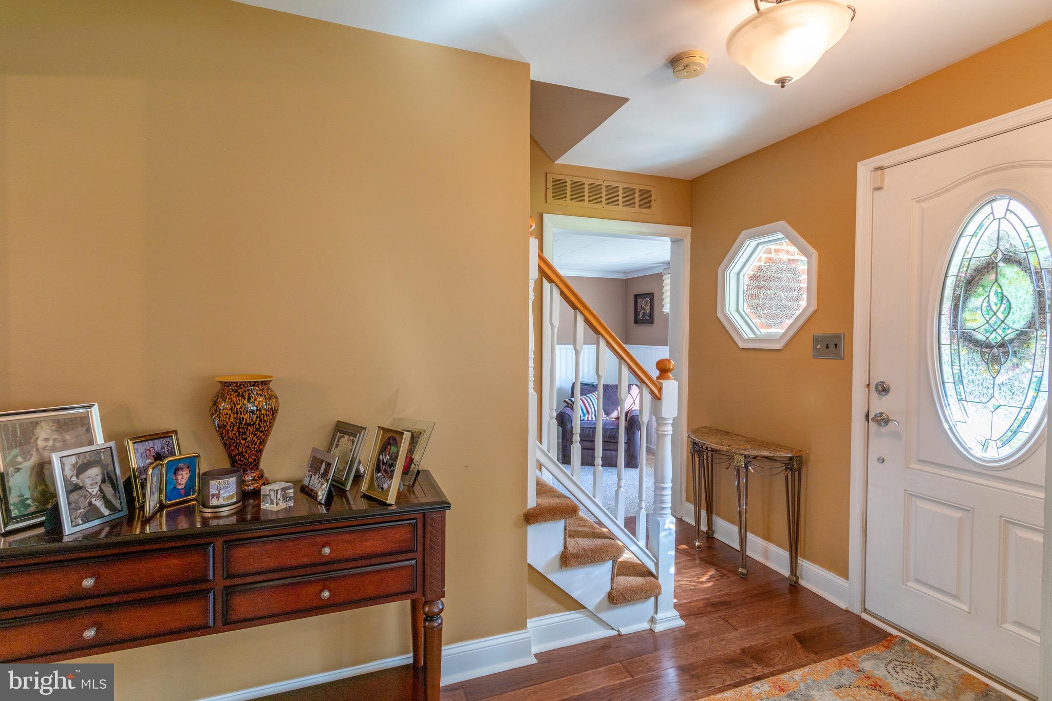 261 Winding Way Road Stratford, NJ 08084 - Photo 25 of 60 Foyer