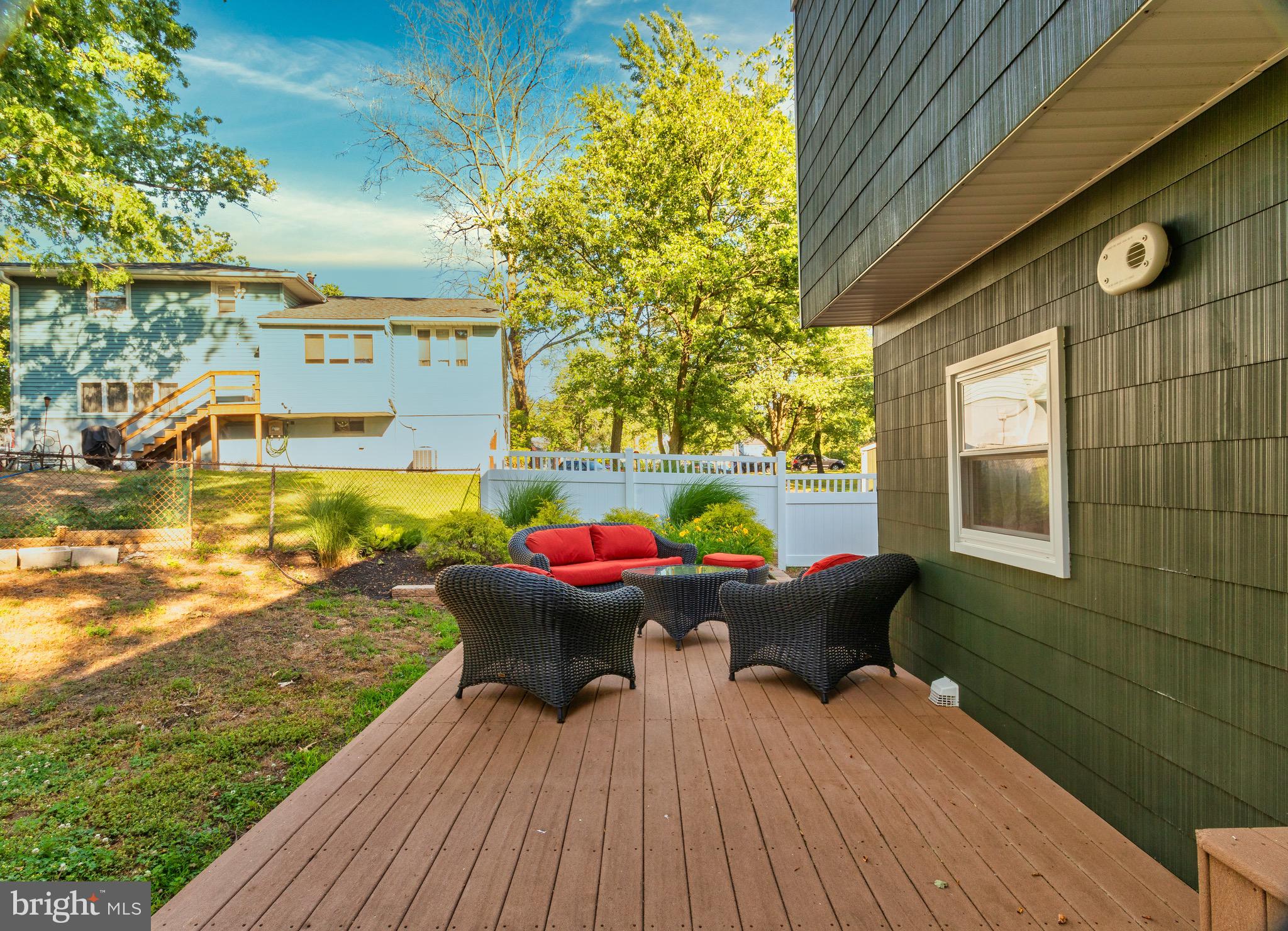 261 Winding Way Road Stratford, NJ 08084 - Photo 52 of 60 Beautiful yard with deck and patio