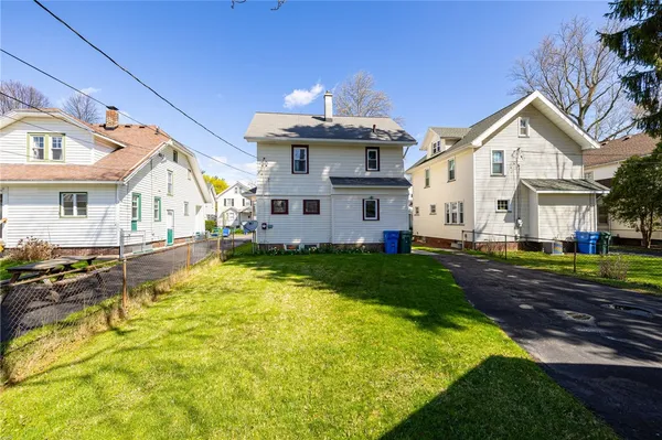 $249,900 | 25 Wilsonia Road, Rochester, NY 14609