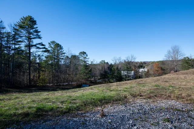 $325,000 | 2366 Middletown Road, Londonderry, VT 05148