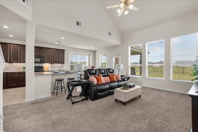 $2,900 | 23109 Zinfandel Drive, Alvin, TX 77511