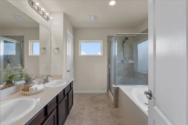 $2,900 | 23109 Zinfandel Drive, Alvin, TX 77511