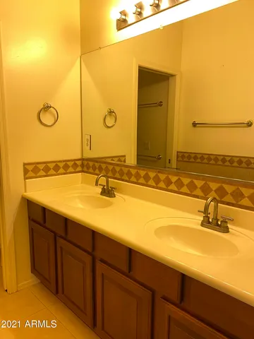 $3,500 | 2350 West Maplewood Street, Chandler, AZ 85286